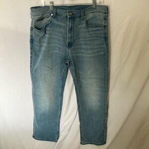 Calvin Klein: Light Wash Straight Jeans- Classic Denim Look- 36x30